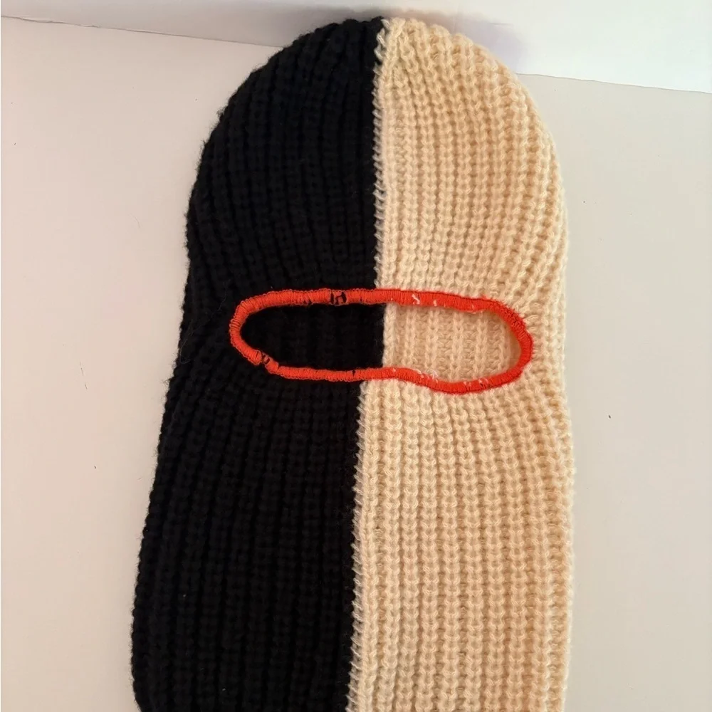 NWOT Urban Outfitters Ribbed Hooded Balaclava
